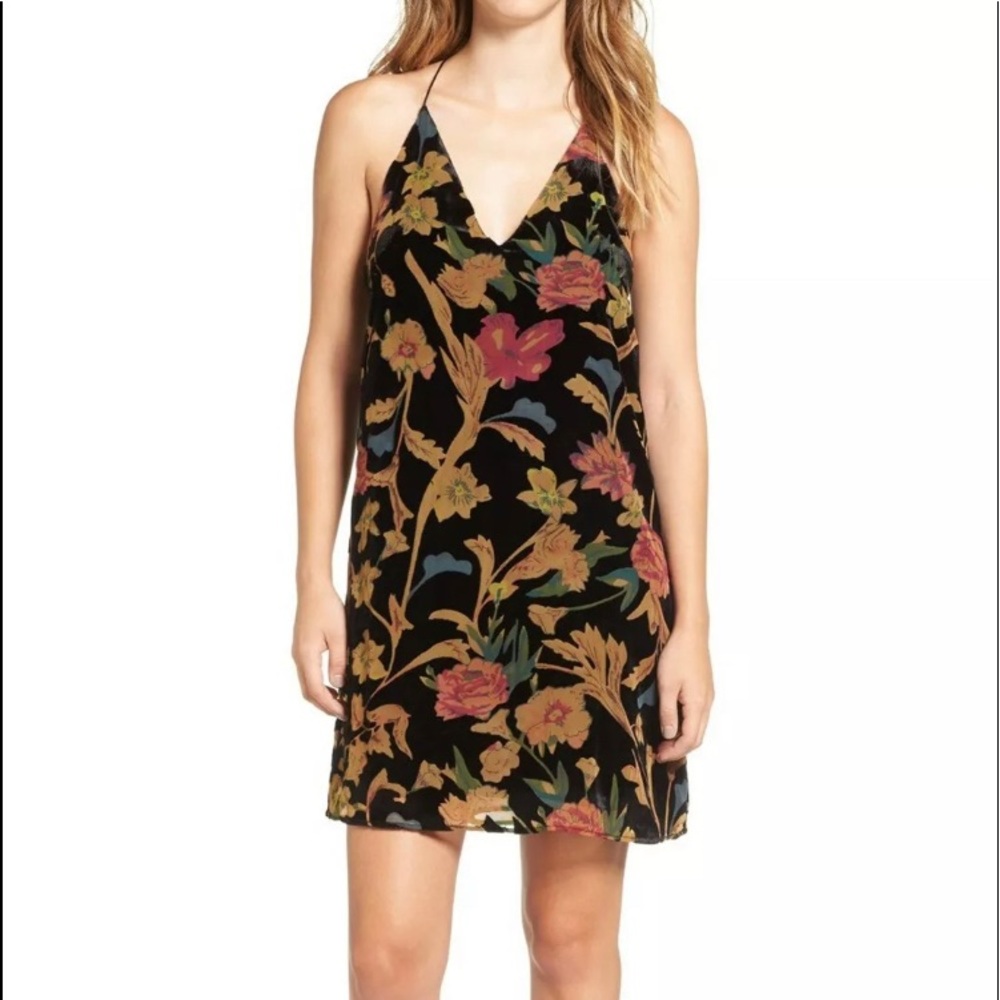 ASTR The Label Velvet Slipdress Floral Print